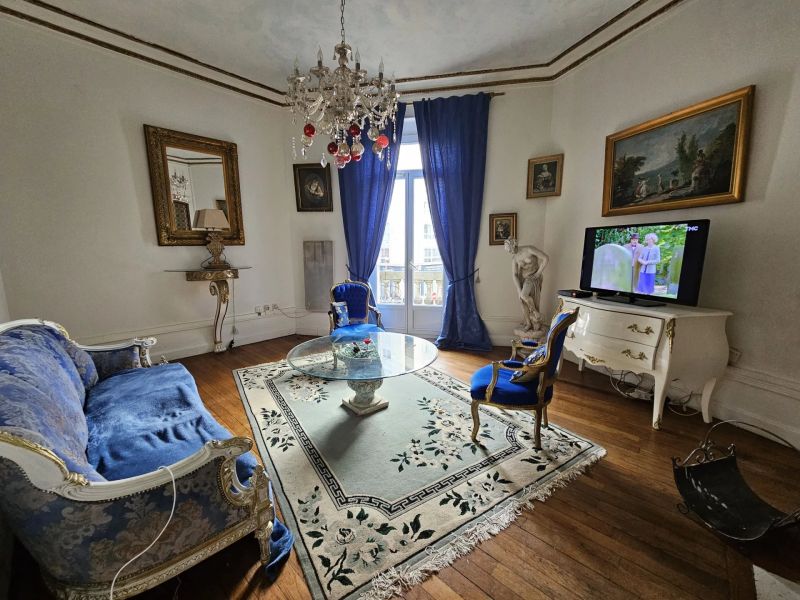 appartement à vendre avec terrasse et 3 chambres en centre-ville du Mans